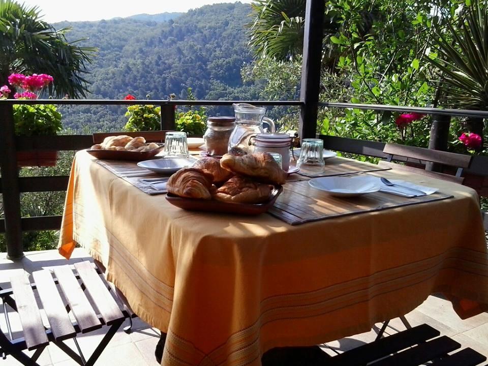 Bed and Breakfast La Fattoria Di Nonna Eugenia Lerici Exterior foto