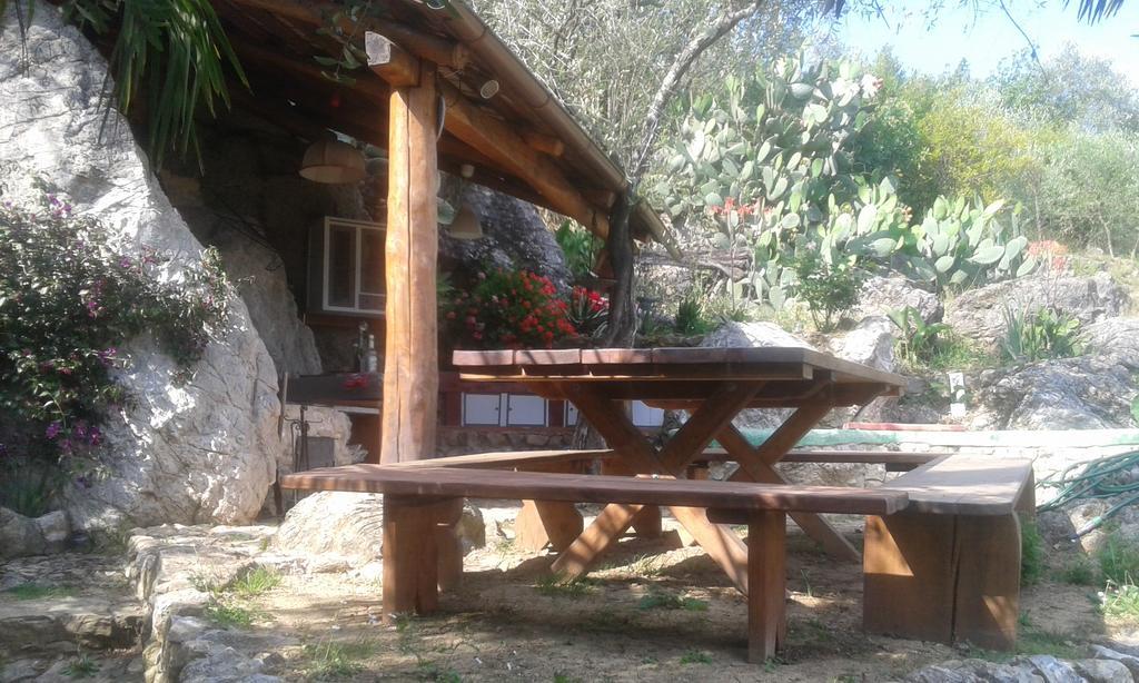 Bed and Breakfast La Fattoria Di Nonna Eugenia Lerici Exterior foto